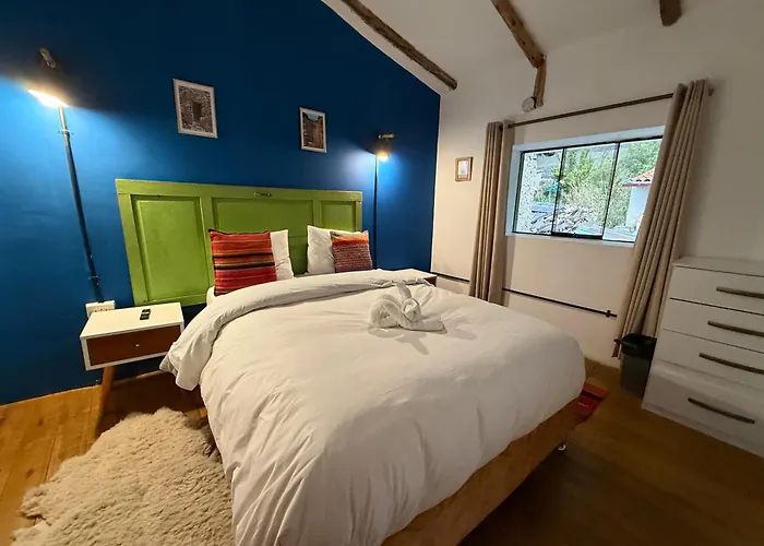Hotel Anido *