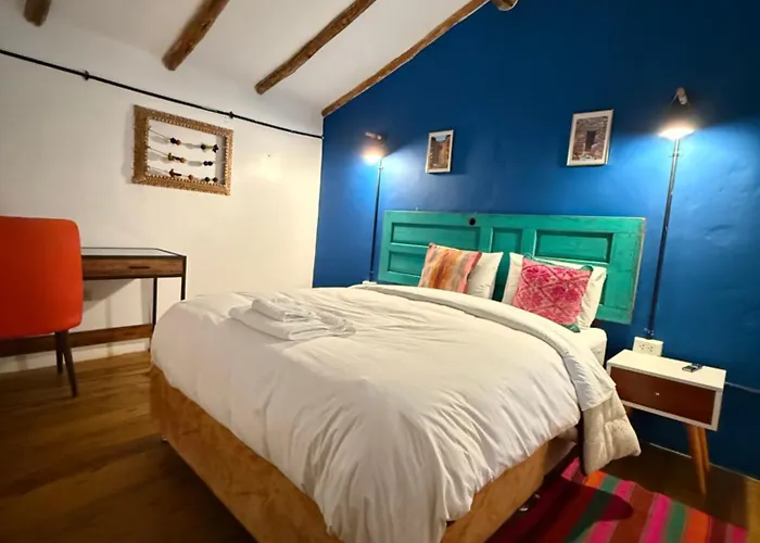 Hotel Anido *